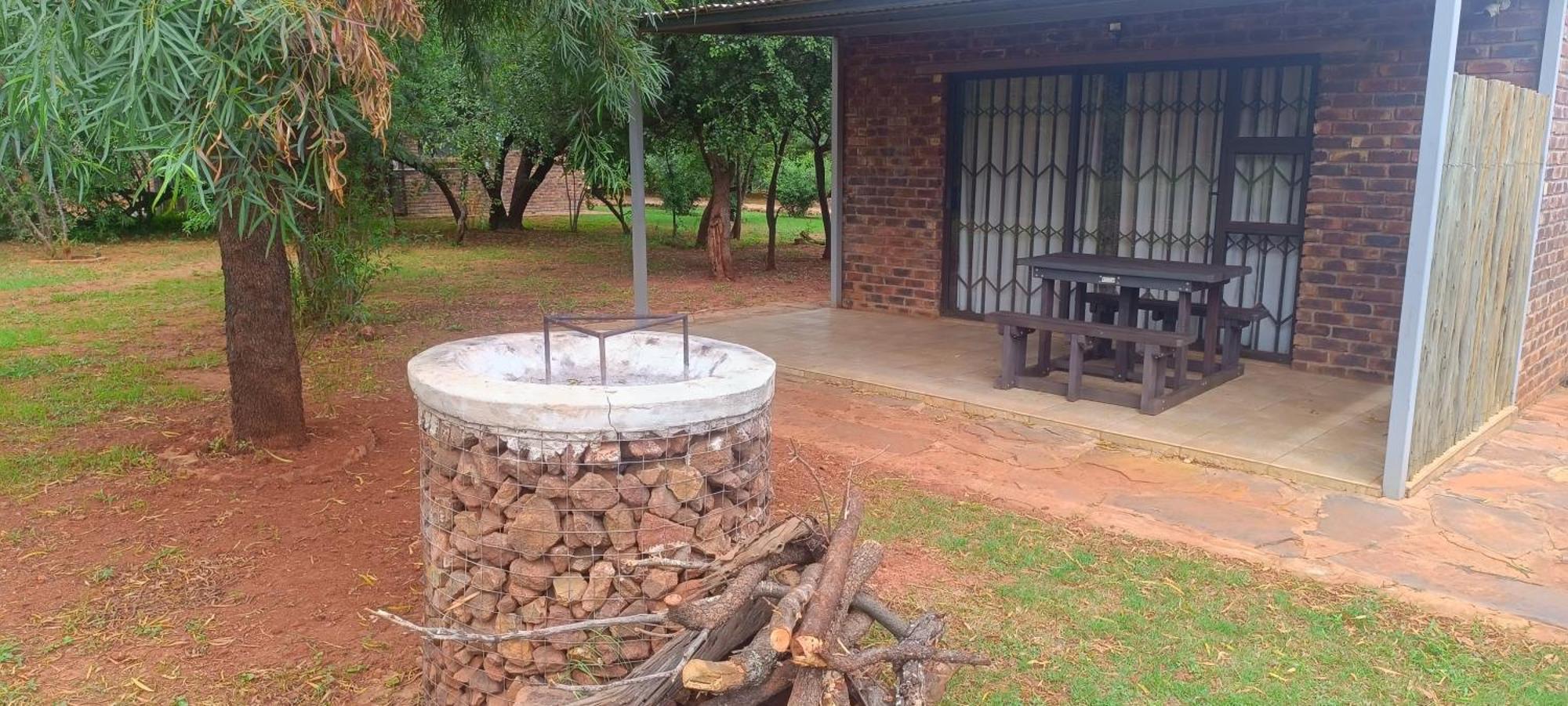 Kareespruit Game Ranch & Guest House Zeerust Exteriör bild